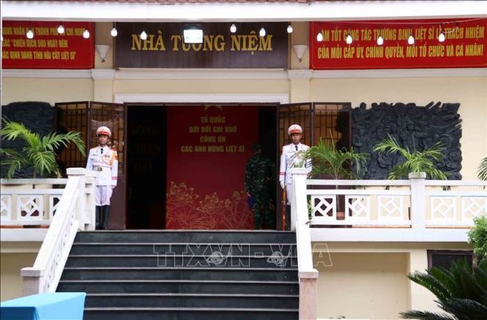 Nhà quàn hài cốt liệt sĩ sau khi khai quật tại Công viên Lê Thị Riêng.