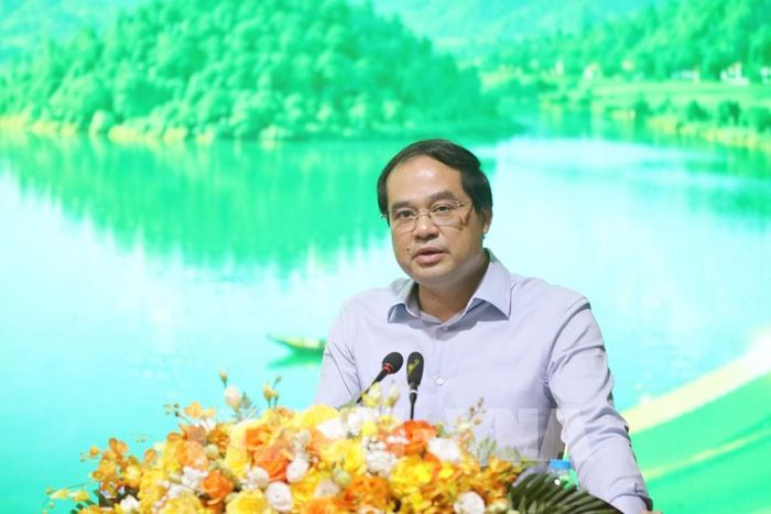 Ông Trịnh Xuân Trường - Bí thư Tỉnh ủy Thái Nguyên phát biểu khai mạc chương trình. Ảnh: Vũ Hoàng Giang - TTXVN