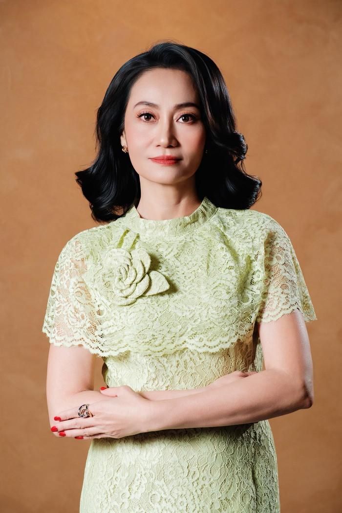 Năm 2026, NSƯT Hạnh Thúy ghi dấu ấn với loạt tác phẩm đạt doanh thu hơn trăm tỷ đồng (Ảnh: FBNV).
