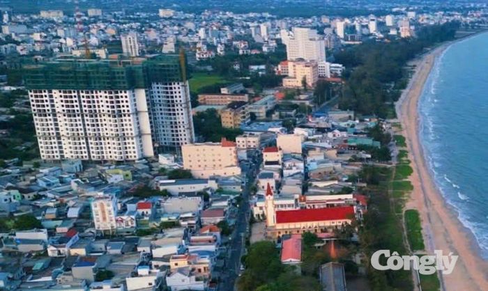 Dự án nhà ở xã hội Phú Thịnh có quy mô 684 căn hộ, gồm 570 căn nhà ở xã hội, nằm ở vị trí đắc địa.