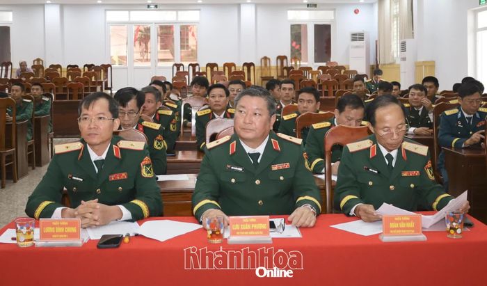 Các đại biểu Quân khu 5 dự lễ.