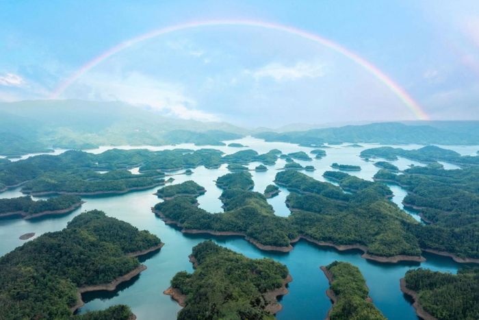 Hồ Tà Đùng - một trong những điểm du lịch nổi tiếng bậc nhất Việt Nam