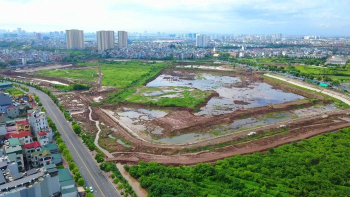 Dự án Xây dựng tuyến mương Việt Hưng-Cầu Bây và hồ điều hòa Cự Khối tại phường Long Biên (thành phố Hà Nội) khởi công tháng 10/2025.
