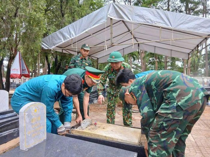 Công tác lấy mẫu hài cốt liệt sĩ tại Nghĩa trang Liệt sĩ Đắk Nông được các lực lượng triển khai chặt chẽ, đúng quy trình