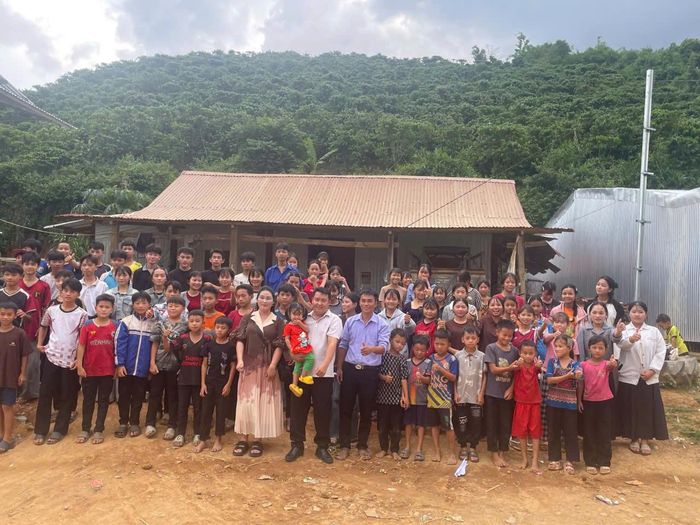 Âm nhạc trở thành sợi dây gắn kết những đứa trẻ trong bản làng Đạ Mpô