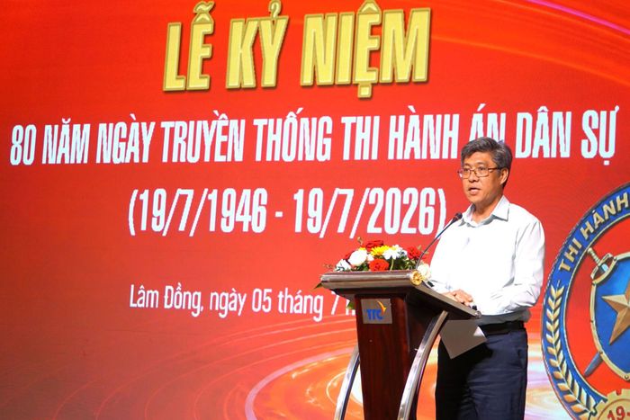 Phó Chủ tịch UBND tỉnh Lâm Đồng Nguyễn Minh phát biểu chỉ đạo tại buổi lễ