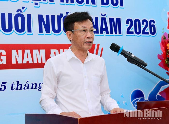 Đồng chí Nguyễn Tân Anh, Phó Giám đốc Sở Văn hóa và Thể thao phát biểu tại lễ phát động.