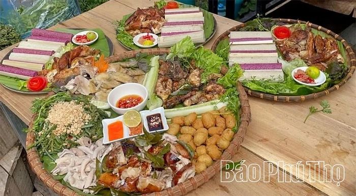 Một số món ăn đặc trưng của đồng bào dân tộc địa phương.