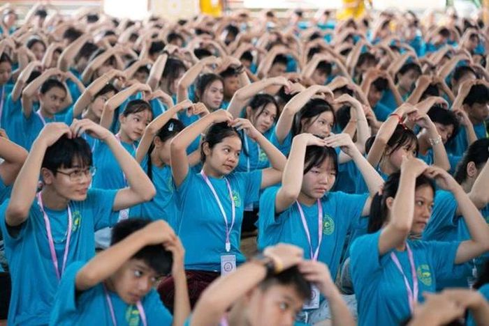 Các bạn trẻ tham dự khóa tu