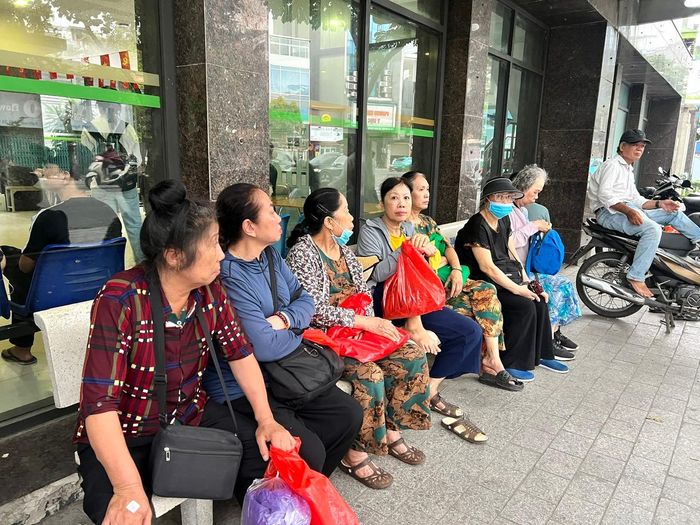 Người dân mong chính sách miễn phí vé xe buýt trong phạm vi Vành đai 1 được triển khai đồng bộ, thống nhất để bảo đảm quyền lợi của hành khách.