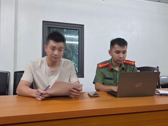 Phòng An ninh mạng và phòng, chống tội phạm sử dụng công nghệ cao làm việc với V.V.C.