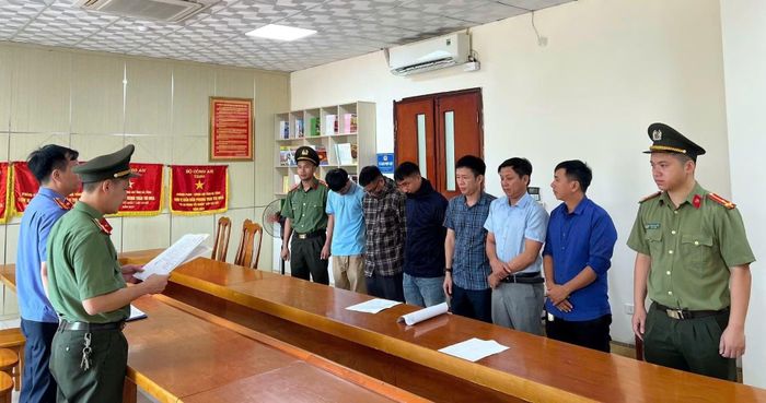 6 đối tượng bị khởi tố sau khi Công an Hà Tĩnh mở rộng điều tra vụ án.