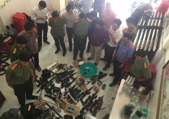 Lực lượng An ninh điều tra bắt giữ nhóm đối tượng chuyên chế tạo, tàng trữ, mua bán trái phép vũ khí quân dụng do đối tượng Vũ Văn Hải cầm đầu.