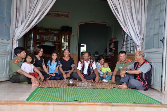 Những hy sinh thầm lặng của cán bộ, chiến sĩ An ninh điều tra vì mục tiêu "Vì cuộc sống bình yên của nhân dân".