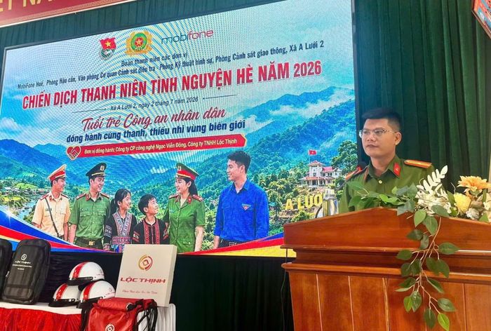 Công an TP Huế tăng cường tuyên truyền pháp luật đến thanh, thiếu niên ở vùng biên giới.