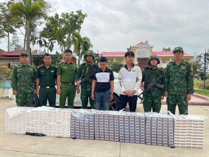 2 đối tượng cùng tang vật.