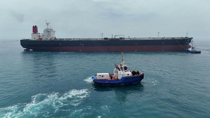 Iran tuyên bố áp phí đặc biệt ở eo biển Hormuz cho các quốc gia thân thiện.