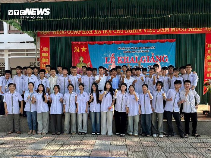 Lớp 12C1 trường THPT Lê Văn Hưu (xã Triệu Trung, tỉnh Thanh Hóa) có 6 học sinh đạt điểm 10 môn toán tại kỳ thi Tốt nghiệp THPT 2026.
