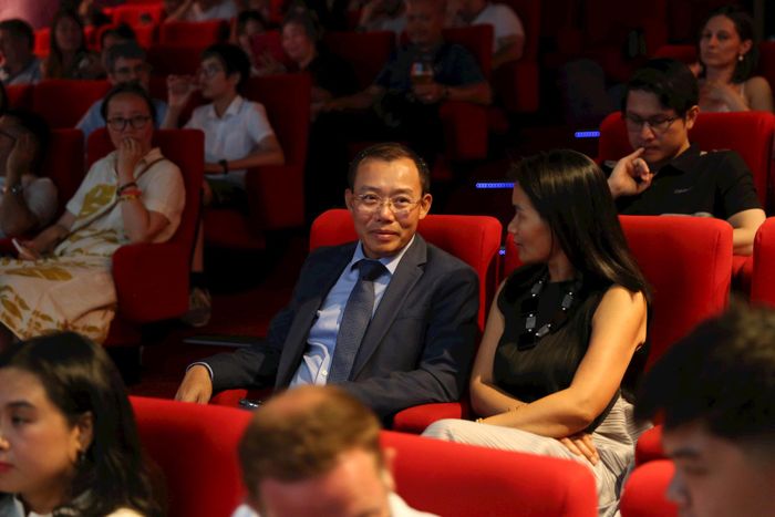Ông Nguyễn Bá Sang, tham tán phụ trách cộng đồng tại Đại sứ quán Việt Nam tại Vương quốc Bỉ tham dự liên hoan phim Viet Culture in Motion tại Bỉ. Ảnh: BTC