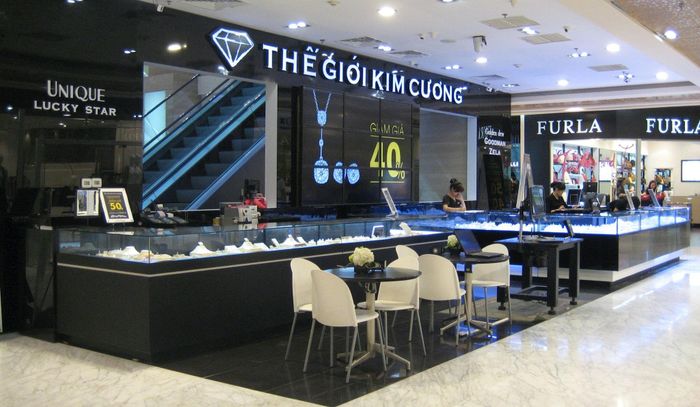Thế Giới Kim Cương là thành viên của Tập đoàn DOJI từ ngày 30/4/2020