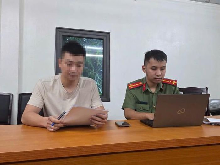 Công an tỉnh Thái Nguyên làm việc với V.V.C - (ảnh CATN).