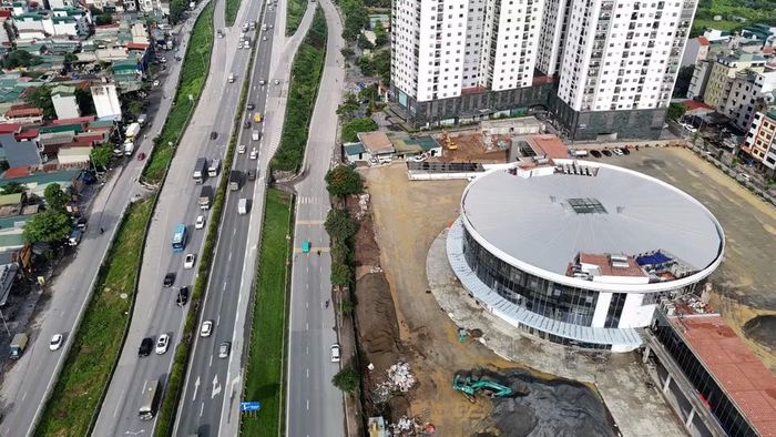 Theo quy hoạch bến xe, bãi đỗ xe Hà Nội đến năm 2030 tầm nhìn 2050, Yên Sở là bến khách liên tỉnh trung hạn, giữ vai trò hỗ trợ, giảm tải cho ba bến Giáp Bát, Nước Ngầm và Gia Lâm.