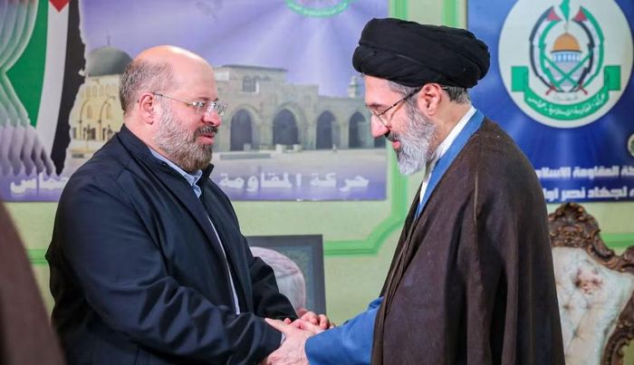 Kể từ khi đảm nhận cương vị Lãnh tụ Tối cao Iran ngày 8/3, ông chưa xuất hiện trước công chúng, trong khi các tuyên bố bằng văn bản đều được phát trên truyền hình nhà nước.
