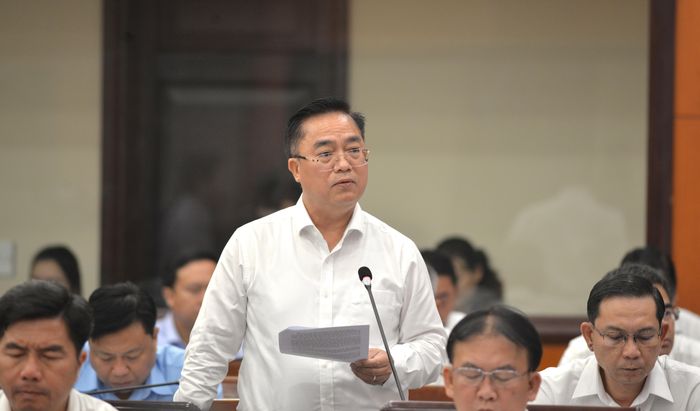 Giám đốc Sở Tài chính Hoàng Vũ Thảnh phát biểu tại hội nghị. Ảnh: Nguyên Nguyên.
