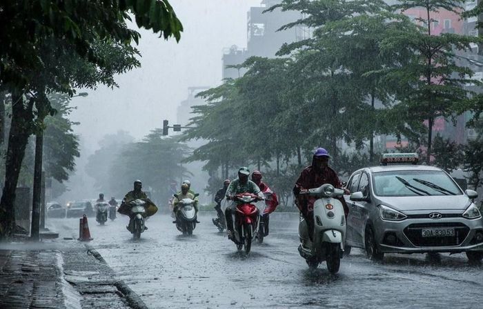 Bắc Bộ tiếp tục xuất hiện mưa rào và dông trong ngày 6.7.