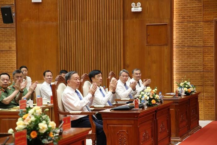 Tổng Bí thư, Chủ tịch nước Tô Lâm và các đồng chí lãnh đạo dự buổi làm việc