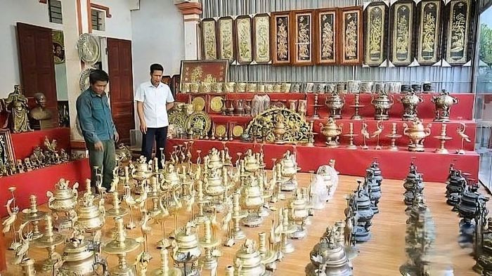 Nhiều sản phẩm đúc đồng truyền thống được chế tác tinh xảo, góp phần nâng cao giá trị làng nghề xứ Thanh