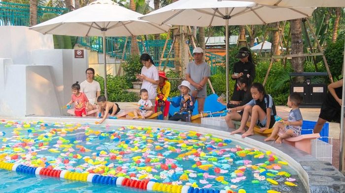 “Khối nghỉ hè" tha hồ trải nghiệm với loạt hoạt động đa dạng, kết hợp giữa vận động, sáng tạo, giải trí và rèn luyện kỹ năng sống cho cả gia đình trong hè này