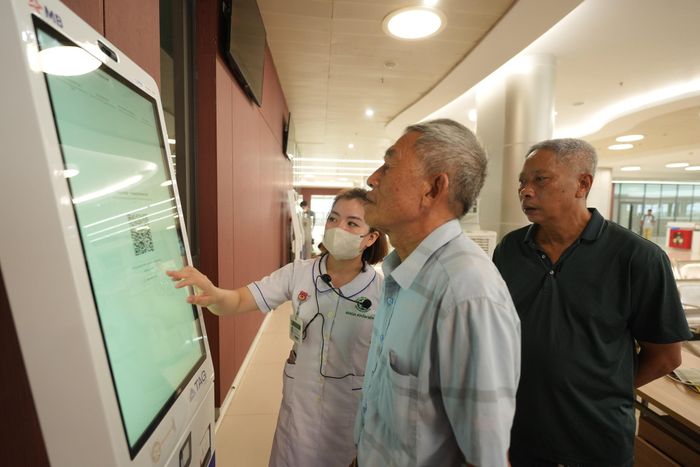 5000 người thuộc đối tượng chính sách trên địa bàn tỉnh Ninh Bình được khám sức khỏe miễn phí trong tháng 7/2026.