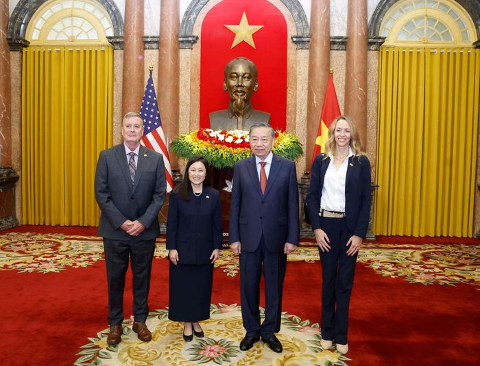 Tổng Bí thư, Chủ tịch nước Tô Lâm, Đại sứ Hợp chúng quốc Hoa Kỳ Jennifer Wicks McNamara và các đại biểu