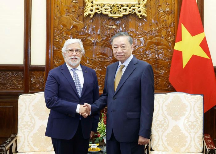 Tổng Bí thư, Chủ tịch nước Tô Lâm và Đại sứ Bồ Đào Nha Joaquim Alberto De Sousa Moreira De Lemos