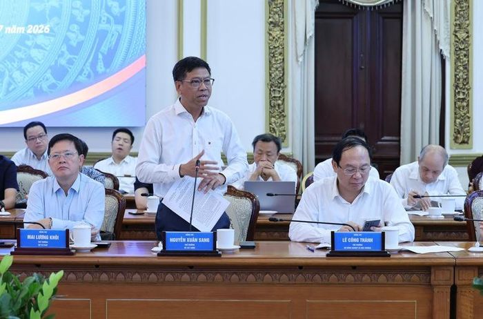 Thứ trưởng Bộ Xây dựng Nguyễn Xuân Sang phát biểu tại cuộc làm việc - Ảnh: VGP/Phương Nguyên