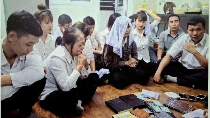 Lực lượng An ninh Công an tỉnh Nghệ An phát hiện, xử lý 12 đối tượng tham gia sinh hoạt trái phép Hội thánh Đức Chúa Trời vào năm 2018. (Ảnh tư liệu)