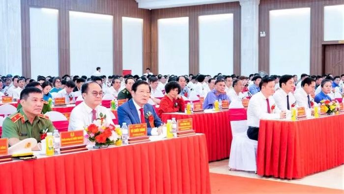 Các đại biểu tham dự lễ kỷ niệm.
