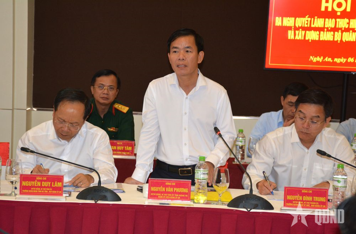 Đồng chí Nguyễn Văn Phương, Ủy viên Trung ương Đảng, Bí thư Tỉnh ủy Quảng Trị phát biểu tại hội nghị.