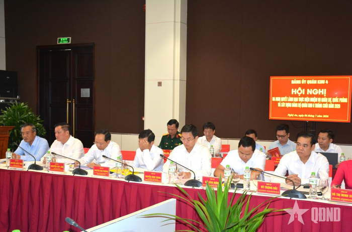 Các đại biểu dự hội nghị.