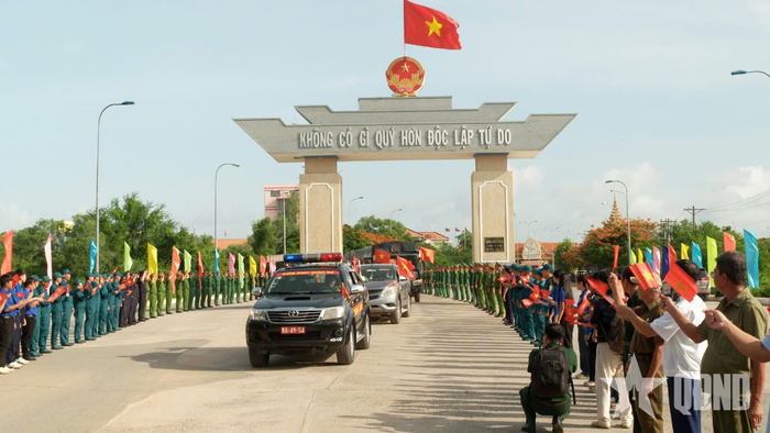 Ban Chỉ đạo 515 tỉnh An Giang tổ chức lễ đón hai Đội K92 và K93 hoàn thành nhiệm vụ về nước.