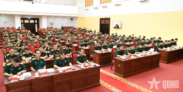 Các đại biểu dự hội nghị tại điểm cầu Sở chỉ huy Tổng cục Hậu cần - Kỹ thuật.
