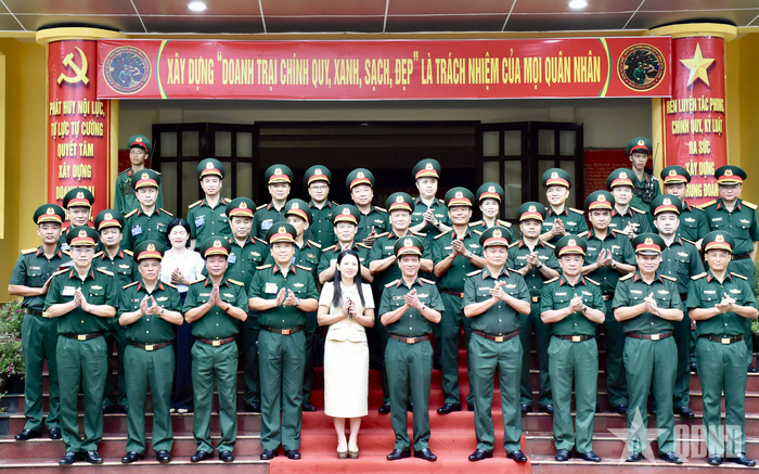 Các đại biểu dự hội thi. 