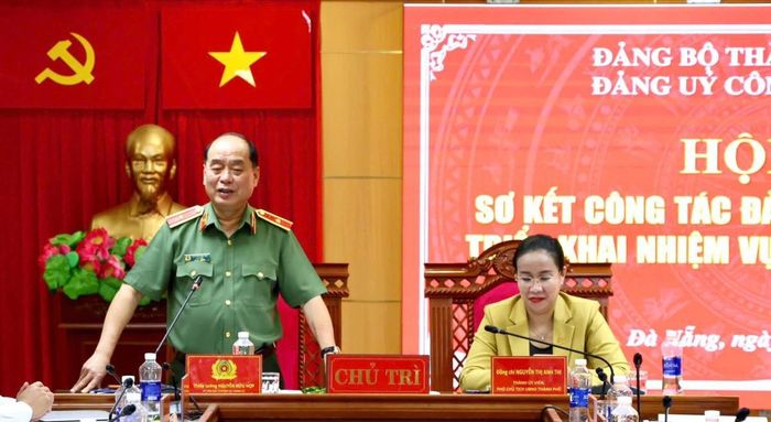 Thiếu tướng Nguyễn Hữu Hợp- Bí thư Đảng ủy, Giám đốc Công an TP khai mạc Hội nghị sơ kết công tác Đảng 6 tháng đầu năm 2026.