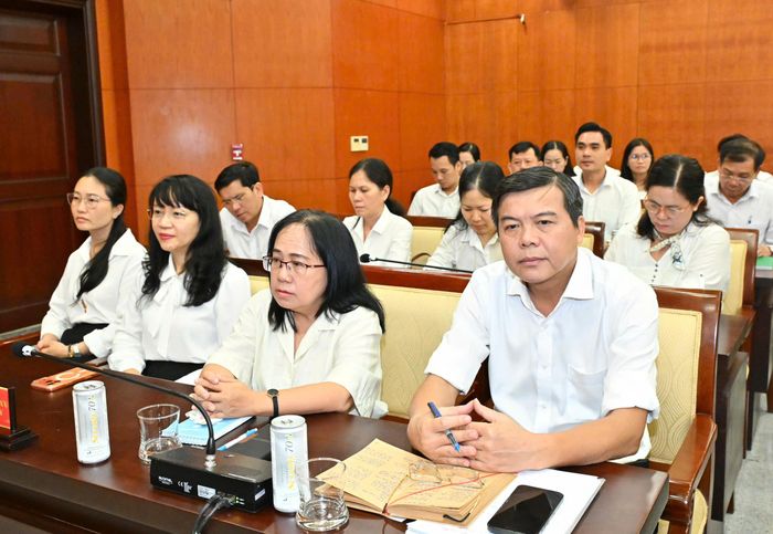 Lãnh đạo các sở ban ngành, cơ quan, đơn vị, địa phương dự hội nghị. Ảnh: VIỆT DŨNG 