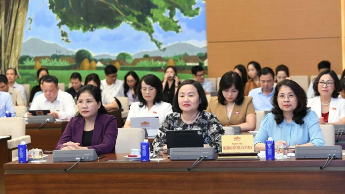  Đại biểu dự họp. Ảnh: CẨM HÀ 