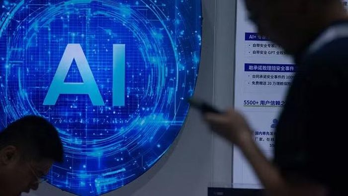 Theo nhiều chuyên gia, lợi thế lớn nhất của các startup AI Trung Quốc hiện nay chính là khả năng phát triển những mô hình mạnh nhưng giá rẻ nhờ chiến lược hỗ trợ dài hạn từ chính phủ, cùng định hướng ưu tiên mã nguồn mở để nhanh chóng mở rộng hệ sinh thái và thu hút cộng đồng nhà phát triển trên phạm vi toàn cầu.