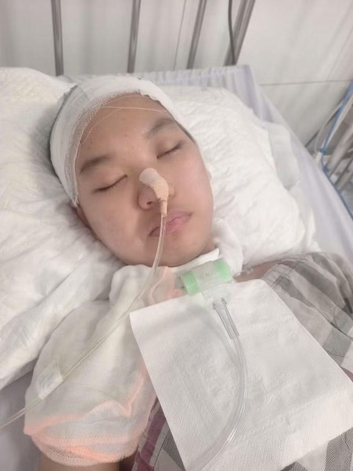 Hiện Bích Hợp vẫn còn được tiếp tục theo dõi điều trị tại bệnh viện.