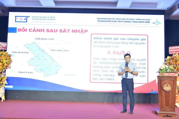 Đại biểu trình bày tham luận tại hội nghị. Ảnh: Quốc Ngữ.