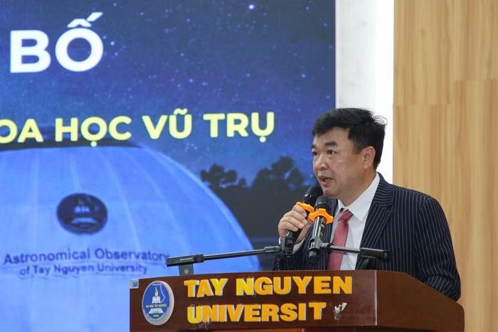 PGS.TS Lê Đức Niêm, Phó Hiệu trưởng Trường Đại học Tây Nguyên phát biểu tại chương trình. (Ảnh: Thế Hùng)